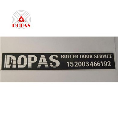 Etiquetas de metal en relieve Etiquetas de metal de marca